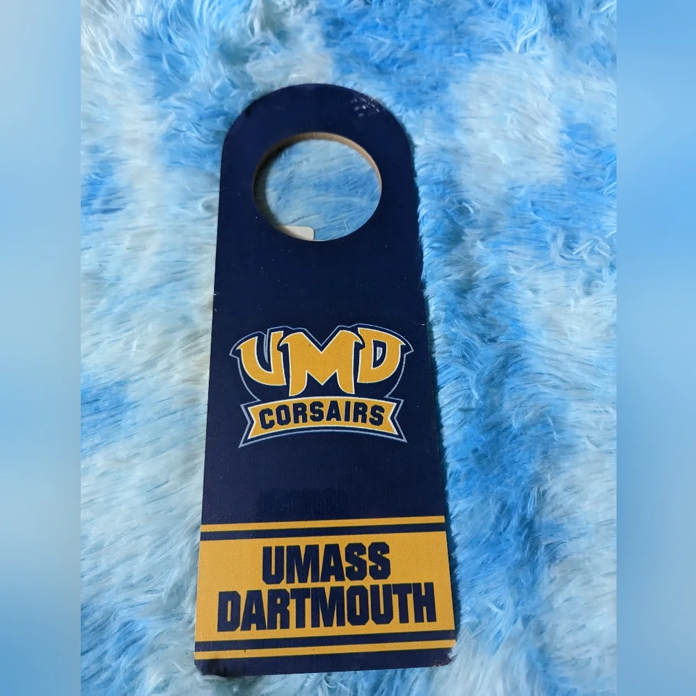 UMass Dartmouth Corsairs 2-Sided Tier Door Hanger - Picture 15 of 15